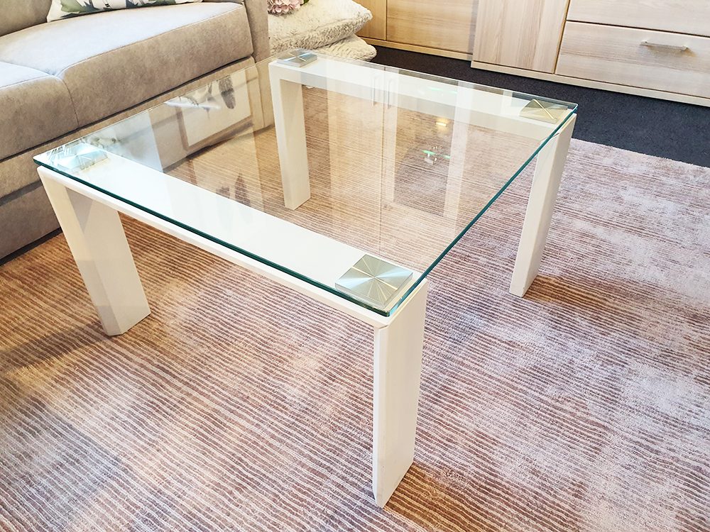 Couchtisch von Sulzdorfer – Modell 2012R – in Lack creme